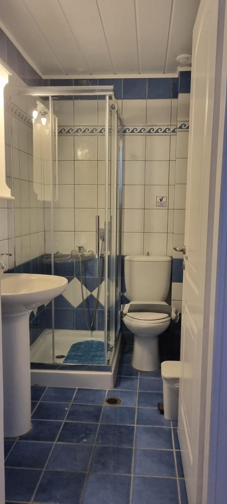 Georgia Apartment *